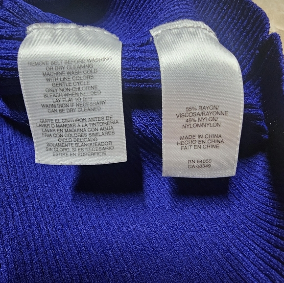 Jones New York Royal Blue Ribbed Short Sleeve Sweater Top – Size S - Picture 4 of 8